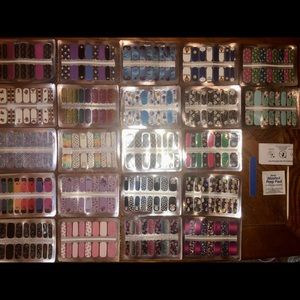 1 Random Fashion Flare Boutique Nail Polish Wrap!